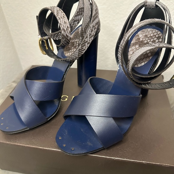 GUCCI platform sandals, Navy blue with snake skin ankle straps, Size 39 - Picture 3 of 11